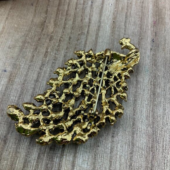 Peacock Jeweled Multi Colored Rhinestone Vintage Style Gold Tone Brooch - Picture 4 of 7